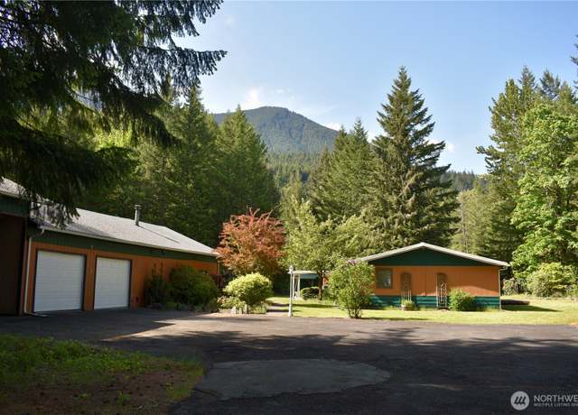 Property at 847 Cannon Rd, Packwood, WA 98361, 3 beds, 2.5 baths