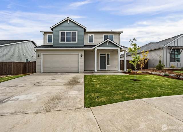Property at 404 Pagget Ave, Winlock, WA 98596, 4 beds, 2.5 baths