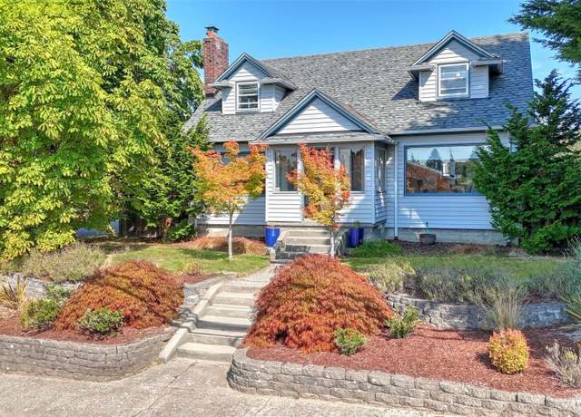 Property at 4519 N 9th St, Tacoma, WA 98406, 3 beds, 3 baths
