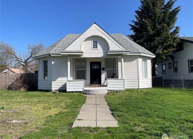 Property at 1421 East Carlisle Ave, Spokane, WA 99207, 3 beds, 1 bath