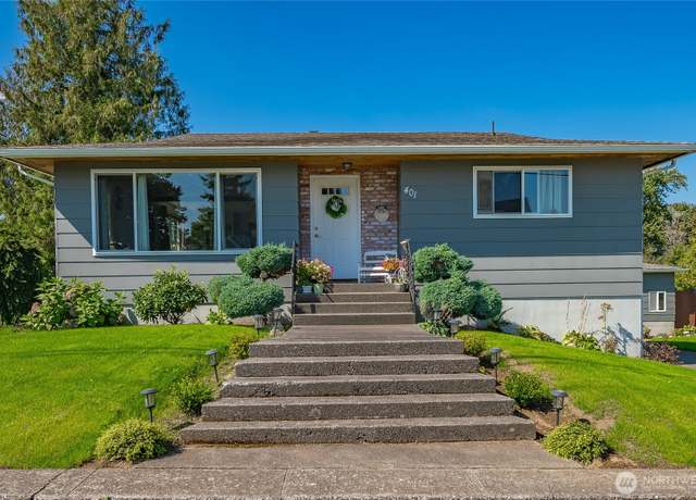 Property at 401 British Columbia Ave, Lynden, WA 98264, 4 beds, 2.5 baths