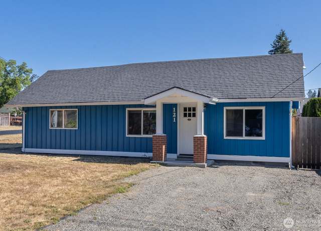Property at 121 Cedar St W, Roy, WA 98580, 2 beds, 1 bath