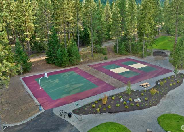 Property at 28 Domerie Park Loop, Cle Elum, WA 98922