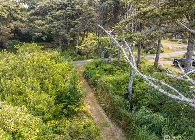 Property at 4753 Beach Ln, Moclips, WA 98562
