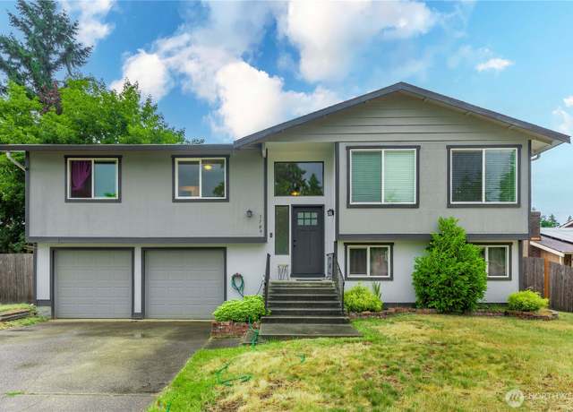 Property at 1709 153rd St E, Tacoma, WA 98445, 4 beds, 2.5 baths