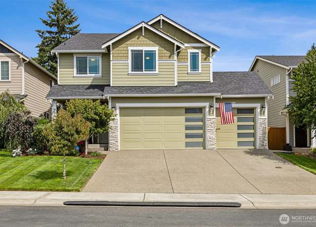 Property at 13127 123rd Avenue Ct E, Puyallup, WA 98374, 5 beds, 3 baths
