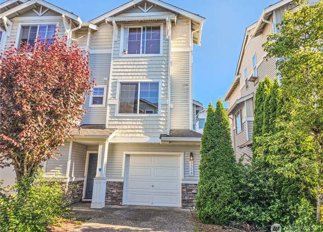 Property at 332 126th Pl SE Unit B, Everett, WA 98208, 2 beds, 2.5 baths