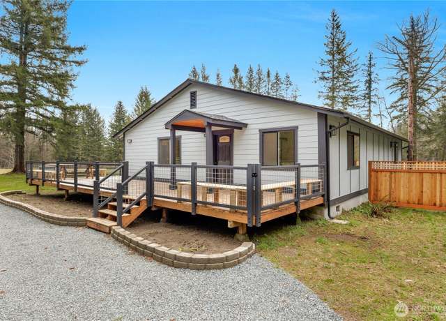 Property at 11911 Reiner Rd, Monroe, WA 98272, 3 beds, 3 baths