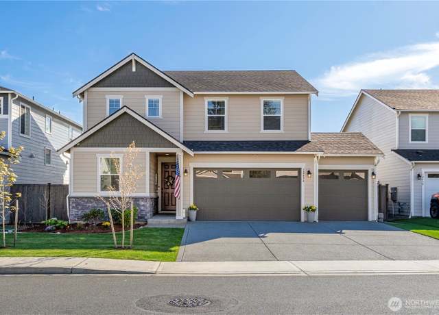 Property at 12634 176th St E, Puyallup, WA 98374, 4 beds, 3 baths