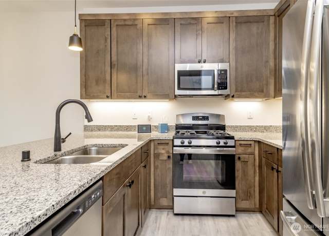 Property at 5343 50th Loop SE, Lacey, WA 98503, 4 beds, 2.5 baths
