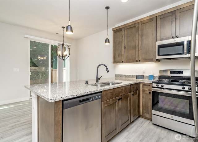 Property at 5343 50th Loop SE, Lacey, WA 98503, 4 beds, 2.5 baths