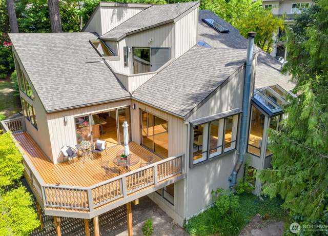 Property at 11819 73rd Pl NE, Kirkland, WA 98034, 4 beds, 3 baths