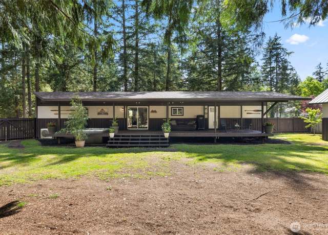 Property at 19530 NE 159th St, Woodinville, WA 98077, 2 beds, 2 baths