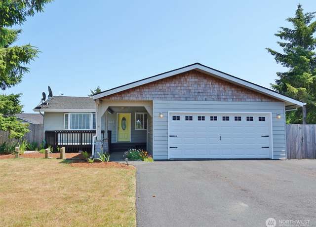 Property at 137 S Razor Clam Dr SW, Ocean Shores, WA 98569, 3 beds, 2 baths