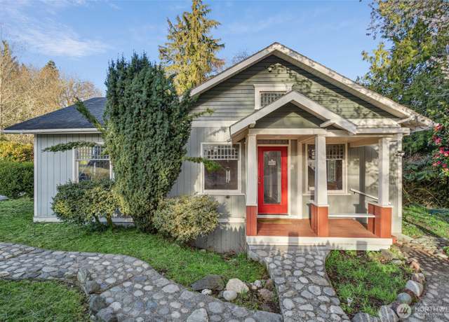 Property at 2956 Banner Rd SE, Port Orchard, WA 98366, 2 beds, 2 baths