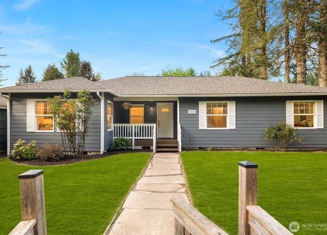 Property at 32510 SE 108th St, Issaquah, WA 98027, 4 beds, 3.5 baths