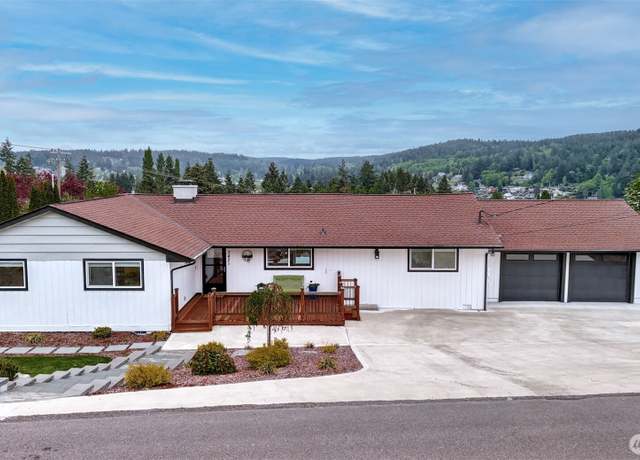 Property at 3421 Lewis St, Gig Harbor, WA 98335, 3 beds, 2 baths