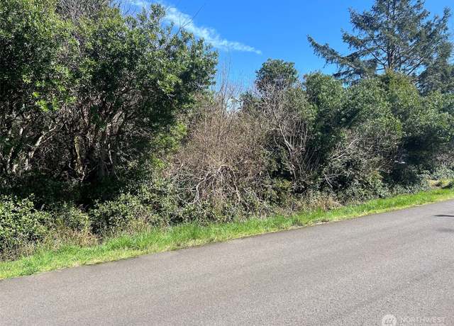 Property at 314 S Seashore St SW, Ocean Shores, WA 98569