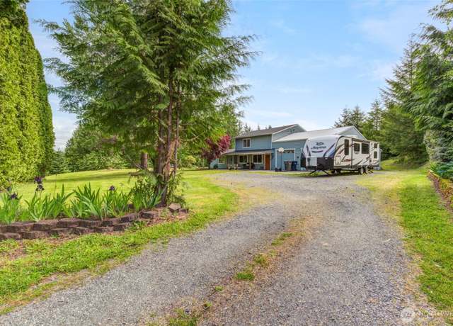 Property at 4718 252nd St NE, Arlington, WA 98223, 3 beds, 2.5 baths