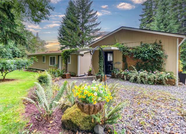 Property at 140 Leland Rd, Longview, WA 98632, 3 beds, 2 baths
