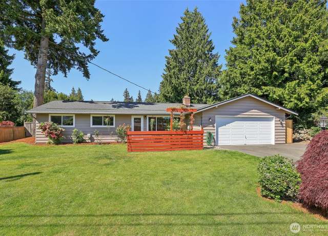 Property at 6707 162 Pl SW, Lynnwood, WA 98037, 3 beds, 2 baths