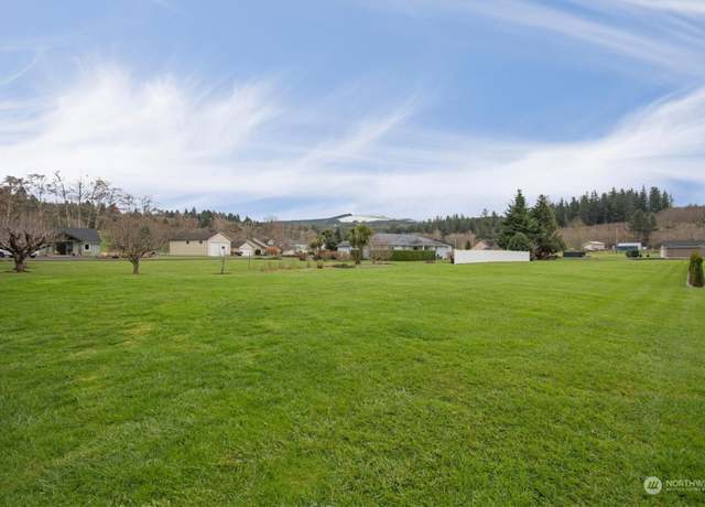 Property at 14 Monroe Ct, Cathlamet, WA 98612