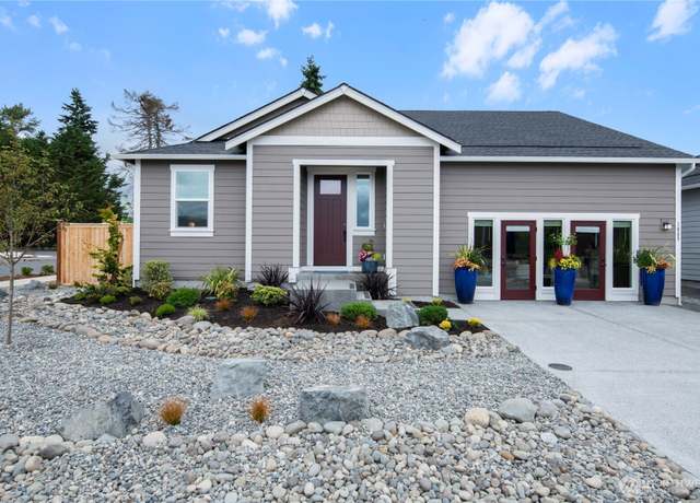 Property at 985 Folgate Dr, Sequim, WA 98382, 2 beds, 2 baths