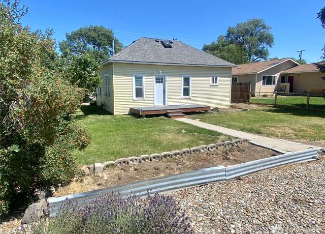 Property at 418 N Pacific St, Ellensburg, WA 98926, 2 beds, 1 bath