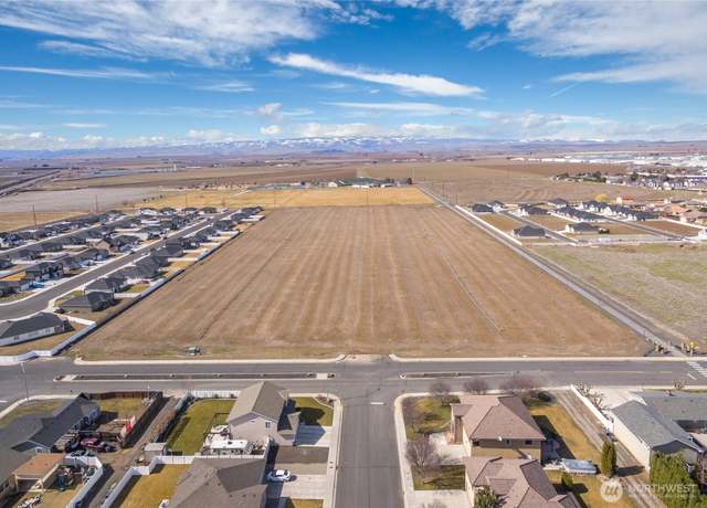 Property at 1407 7th Ave, Quincy, WA 98848