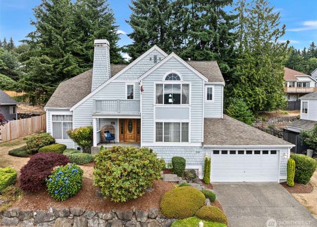 Property at 3532 NE Shore Cliff St, Bremerton, WA 98311, 4 beds, 3 baths