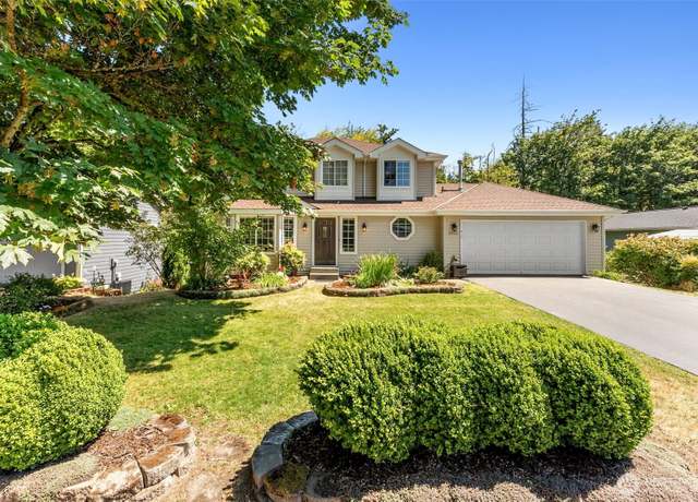 Property at 2503 Lincoln Ave SE, Port Orchard, WA 98366, 4 beds, 3.5 baths
