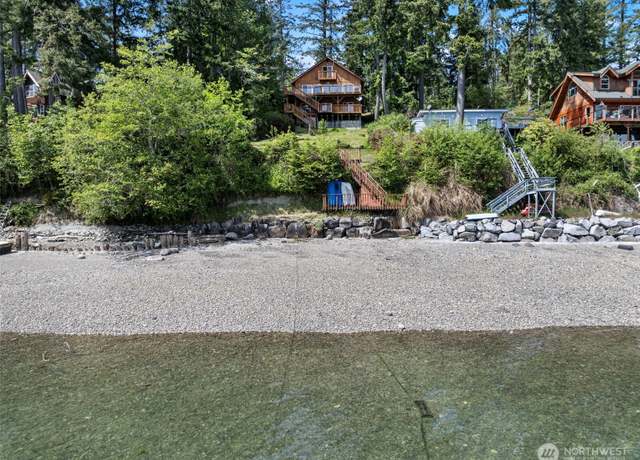 Property at 913 E Herron Blvd NW, Lakebay, WA 98349, 3 beds, 1.5 baths