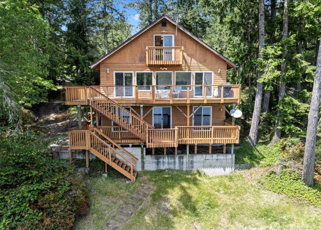 Property at 913 E Herron Blvd NW, Lakebay, WA 98349, 3 beds, 1.5 baths