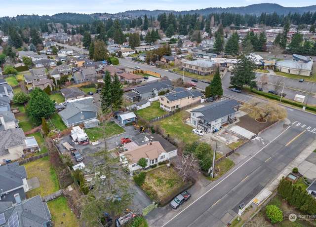 Property at 2416 NE 16th St, Renton, WA 98056, 3 beds, 2 baths
