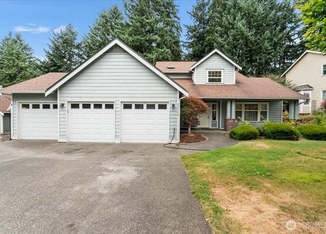Property at 17114 89th Avenue Ct E, Puyallup, WA 98375, 4 beds, 2.5 baths