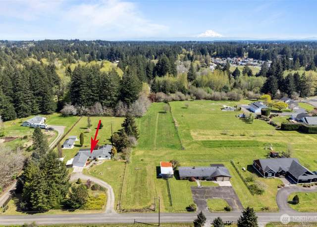 Property at 1304 Mix St NW, Olympia, WA 98502, 3 beds, 2 baths