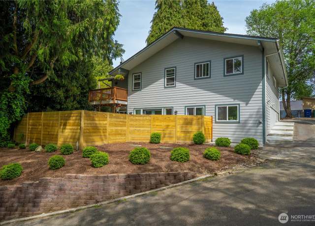 Property at 12422 8th Ave S, Burien, WA 98168, 5 beds, 4 baths