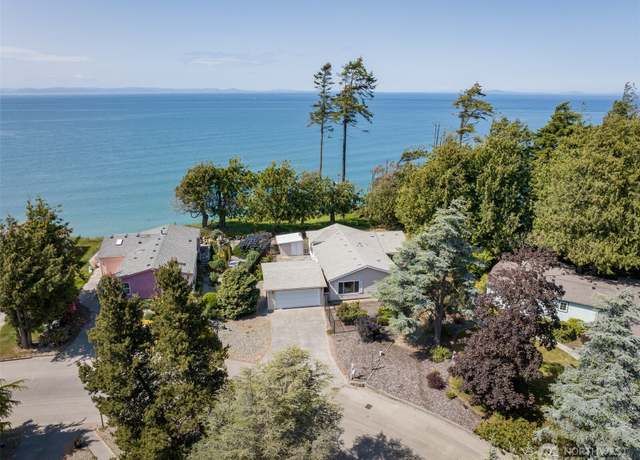 Property at 162 Cypress Cir, Port Angeles, WA 98362, 2 beds, 2 baths