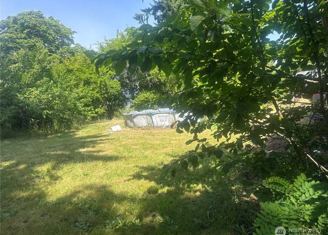 Property at 8806 S Ainsworth Ave, Tacoma, WA 98444