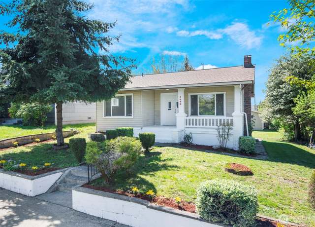 Property at 4058 E G St, Tacoma, WA 98404, 3 beds, 1 bath