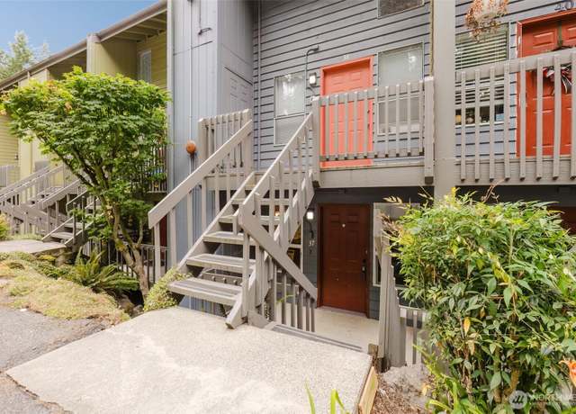 Property at 500 N National Ave #37, Bremerton, WA 98312, 2 beds, 2.5 baths