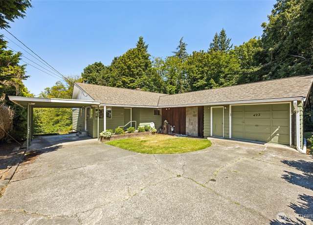 Property at 422 Center Pl, Everett, WA 98203, 5 beds, 3 baths