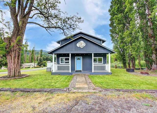Property at 823 D St, Vader, WA 98593, 4 beds, 2 baths