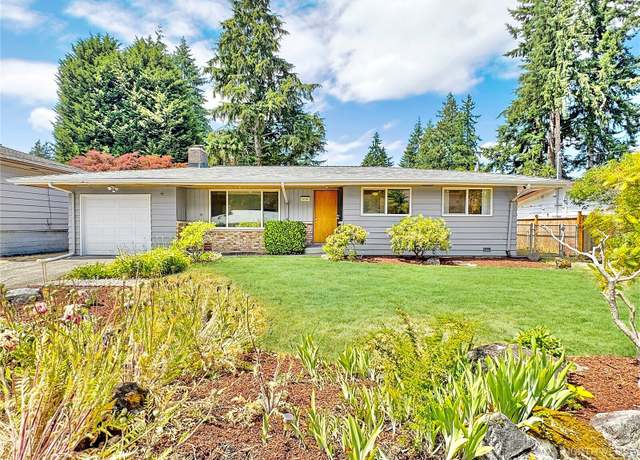 Property at 20219 7th Pl S, Des Moines, WA 98198, 3 beds, 2 baths