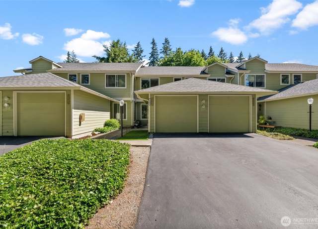 Property at 3949 NW Fairway Ln, Bremerton, WA 98312, 2 beds, 1.5 baths