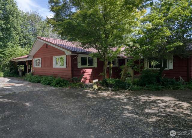 Property at 716 Garden Hill Rd, Elma, WA 98541, 4 beds, 2 baths