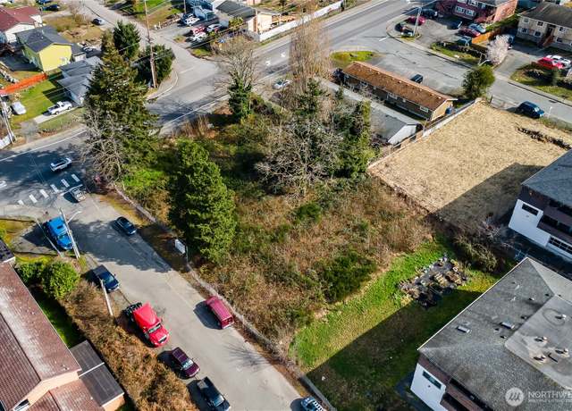 Property at 2805 S 216th St, Des Moines, WA 98198
