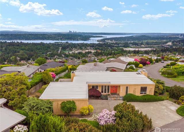 Property at 13610 Somerset Ln SE, Bellevue, WA 98006, 4 beds, 3 baths