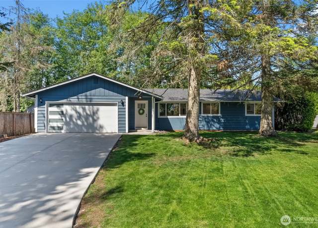 Property at 4013 66th St, Gig Harbor, WA 98335, 3 beds, 2.5 baths
