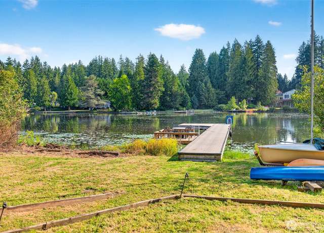 Property at 2904 222nd Pl SE, Sammamish, WA 98075, 3 beds, 2 baths